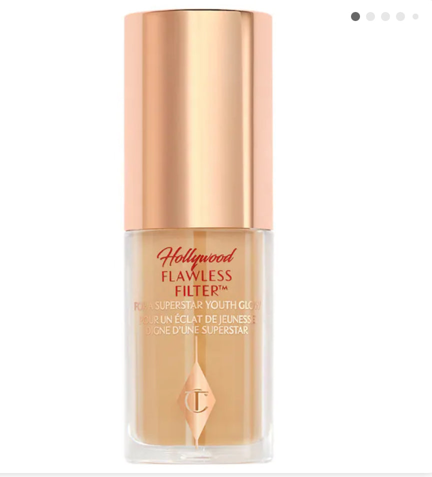 Charlotte Tilbury 
Hollywood Flawless Filter