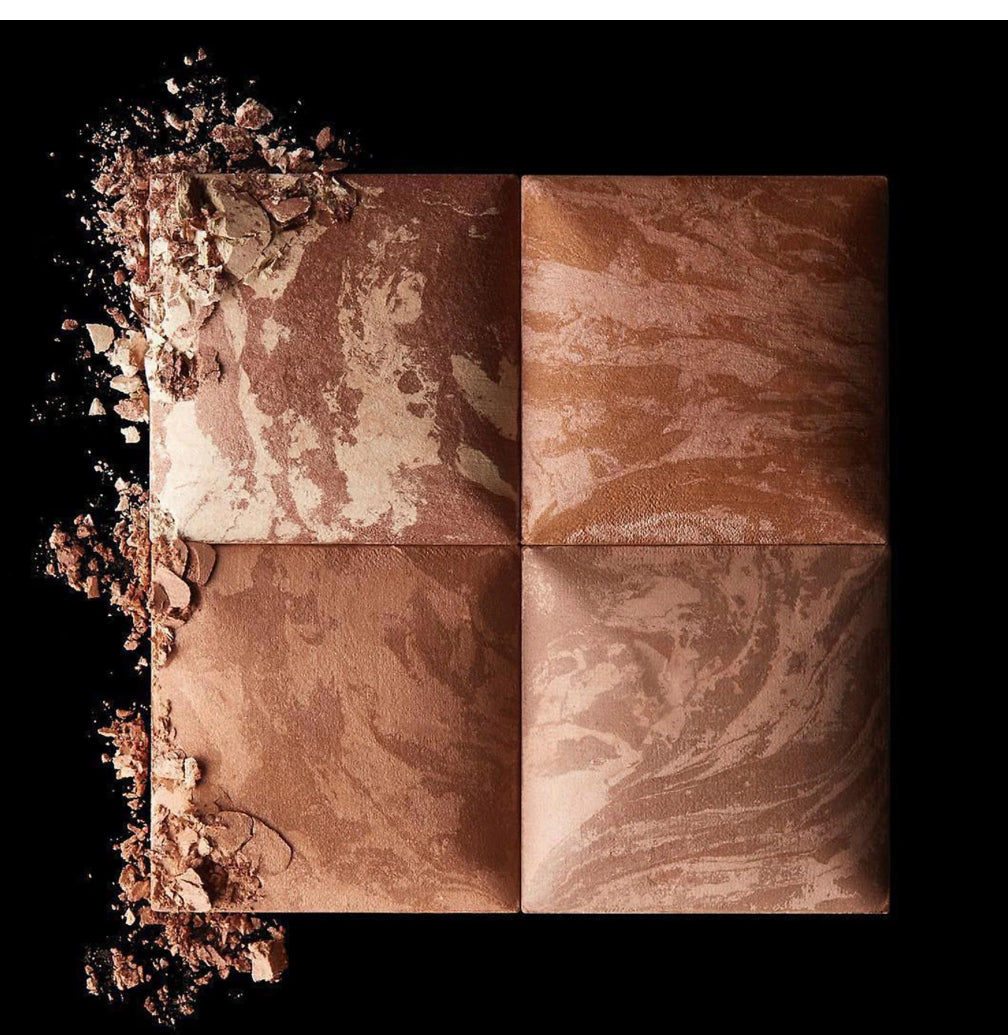 Hourglass 
Ambient® Lighting Bronzer Mini